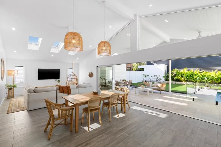 After renovation - View 7